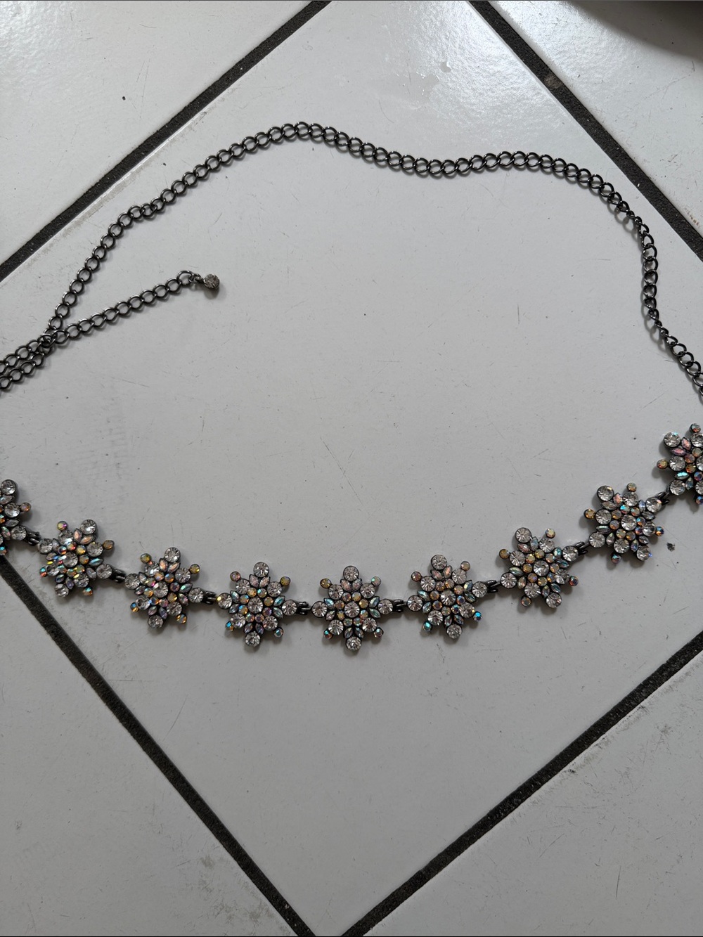 Iridescent Floral Cluster Choker chain belt Silver-Tone